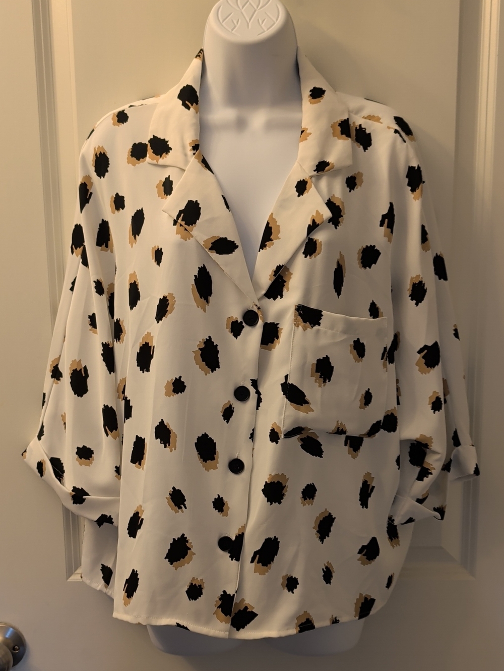 Vine & Love White Button-Front Leopard Spot Shirt with Black and Tan Print